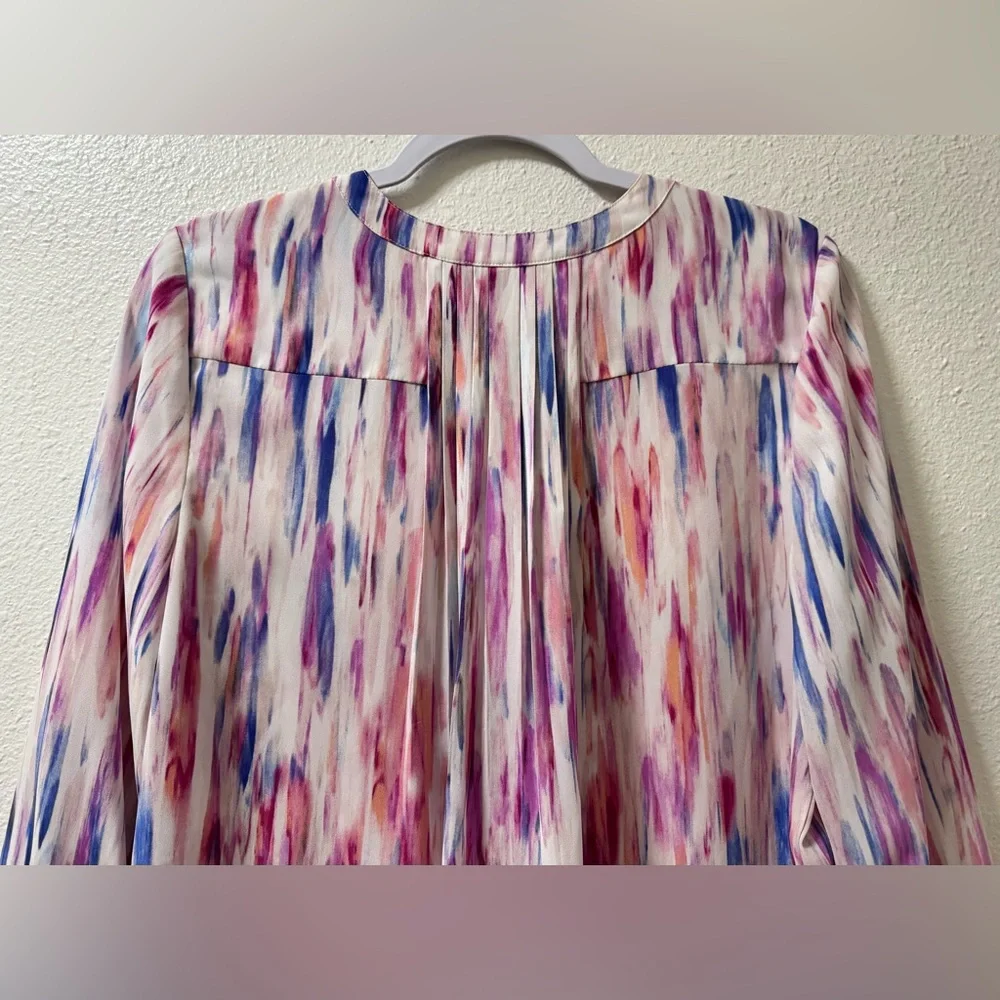 NYDJ Abstract Watercolor Tunic Blouse Top 3/4 Sleeve Pleated Women’s Medium - Picture 6 of 10